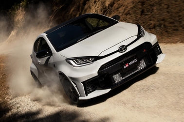 RZ“High performance”［GR-DAT（8AT・4WD）］