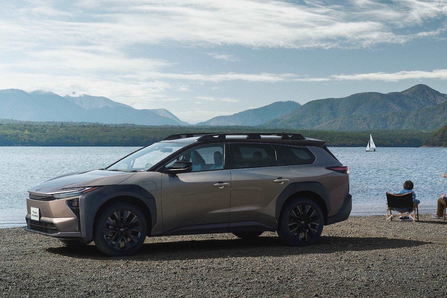 【モデル入り素材】Z（4WD）