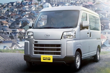 デラックス（CVT・2WD）