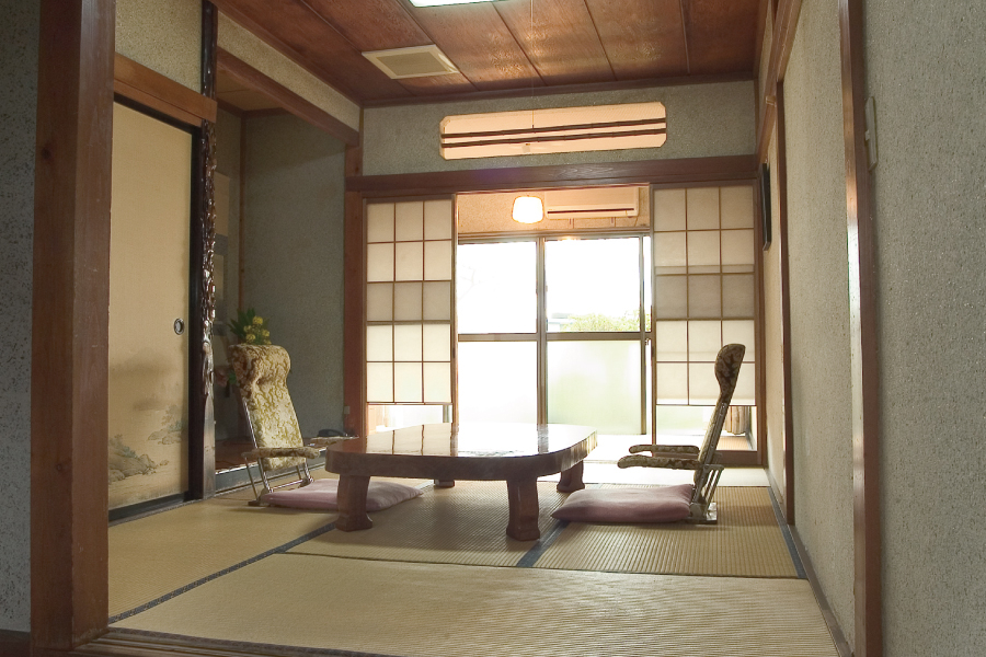 B④客室9室（40名収容）