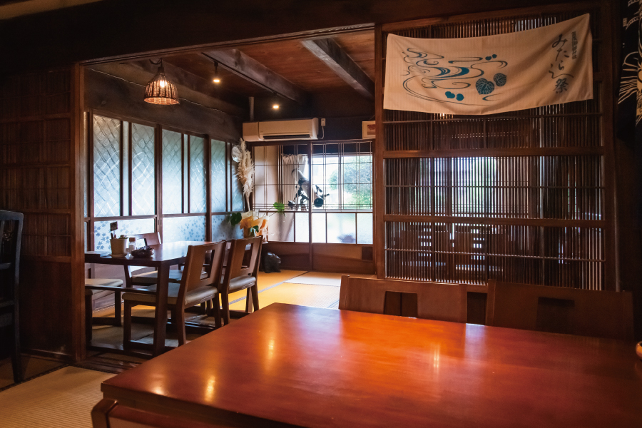 J①古民家カフェ風のおと